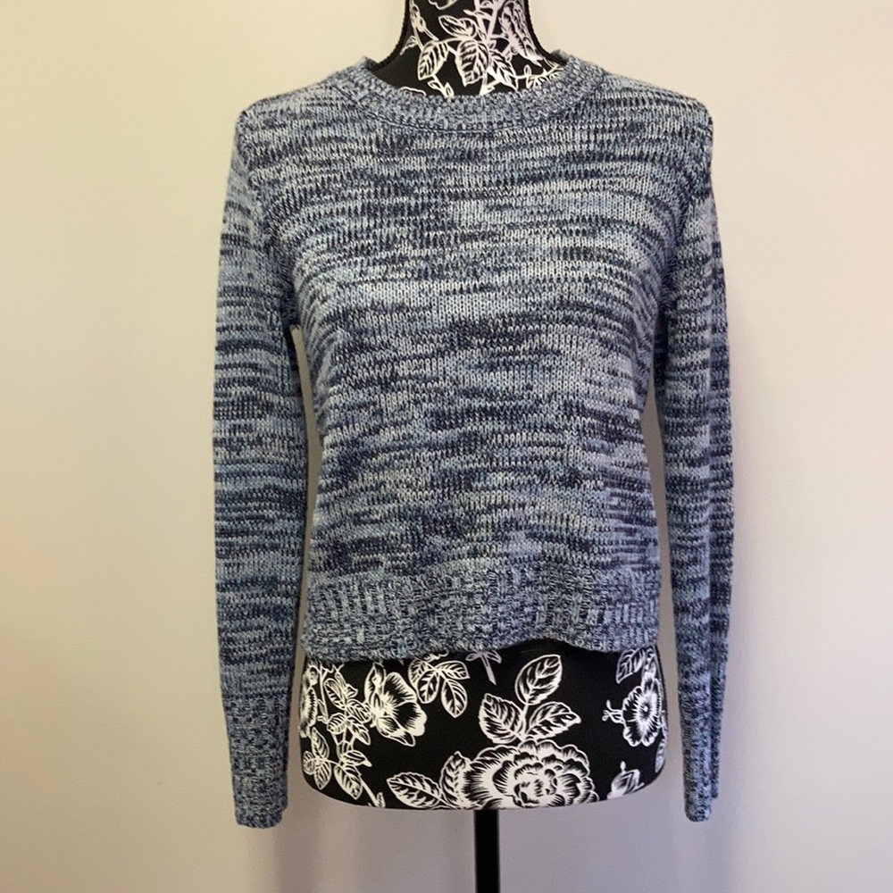 Divided Junior Blue knit Long sleeve Sweater/Size:XS